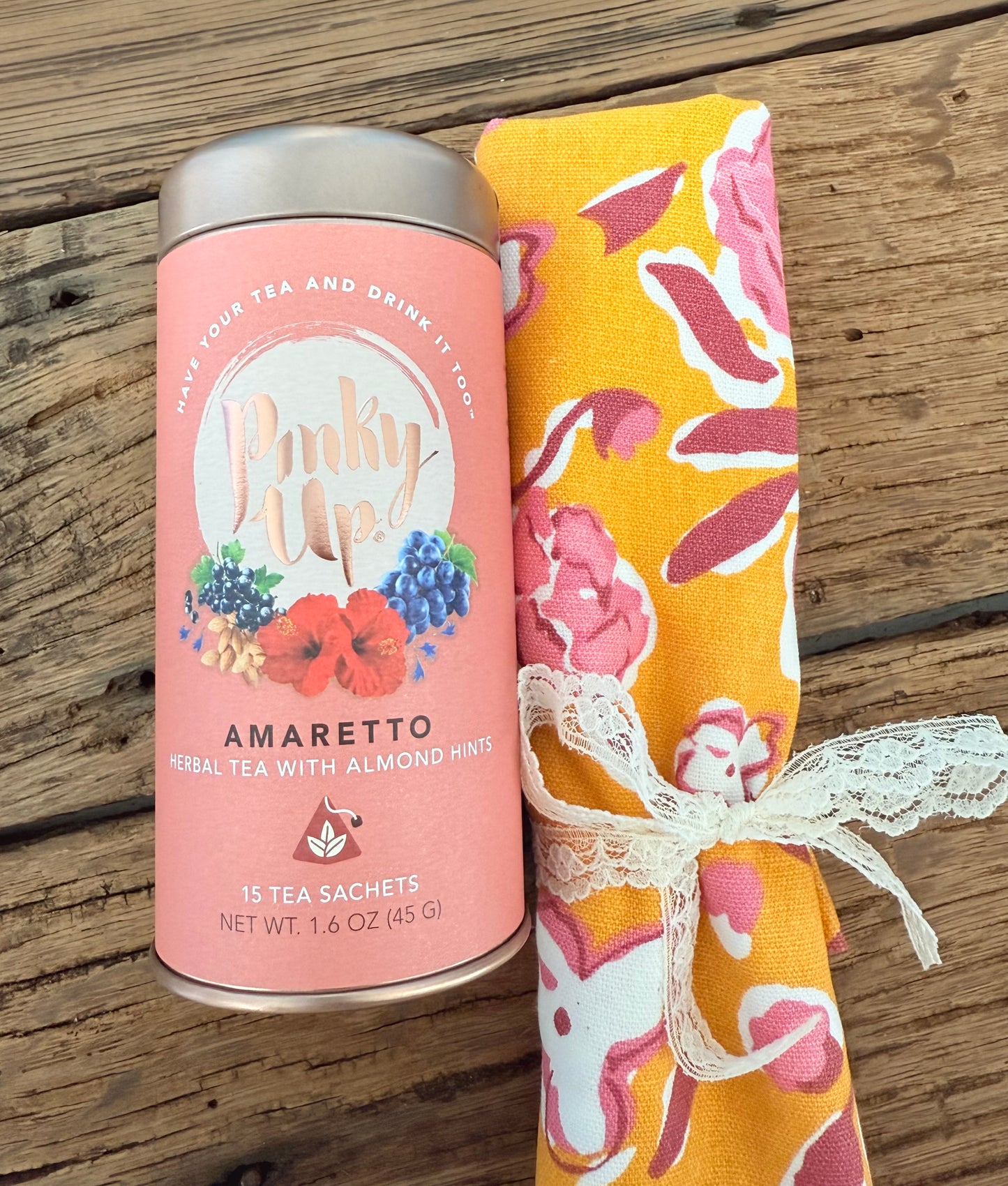 Amaretto Tea & Towel Gift Set