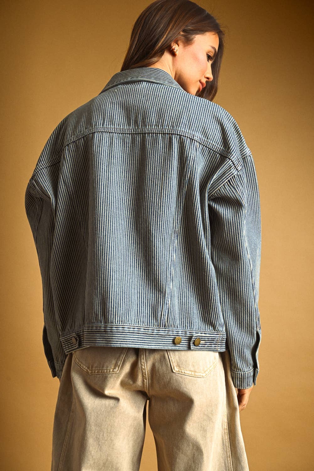 J6309   STRIPED PATTERN DENIM JACKET: INDIGO DENIM