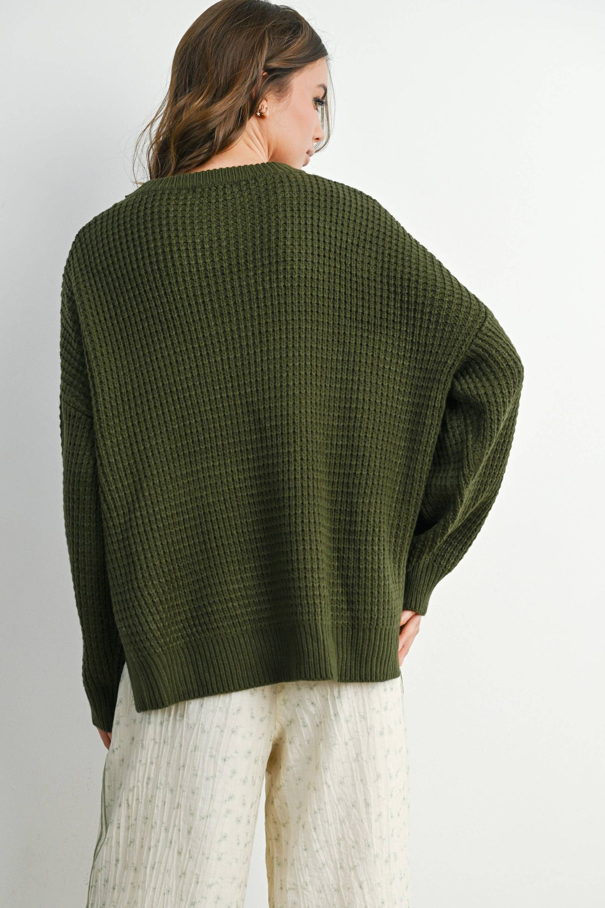 Round-Neck Classic Long Sleeve Top - BMW7782: OLIVE /