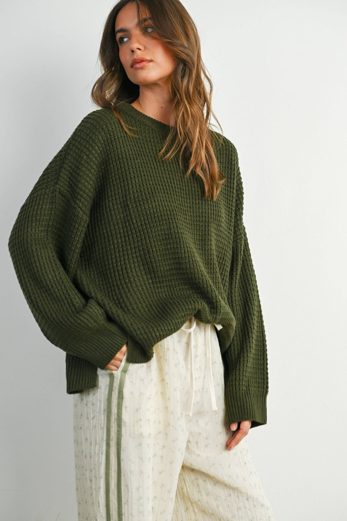 Round-Neck Classic Long Sleeve Top - BMW7782: OLIVE /