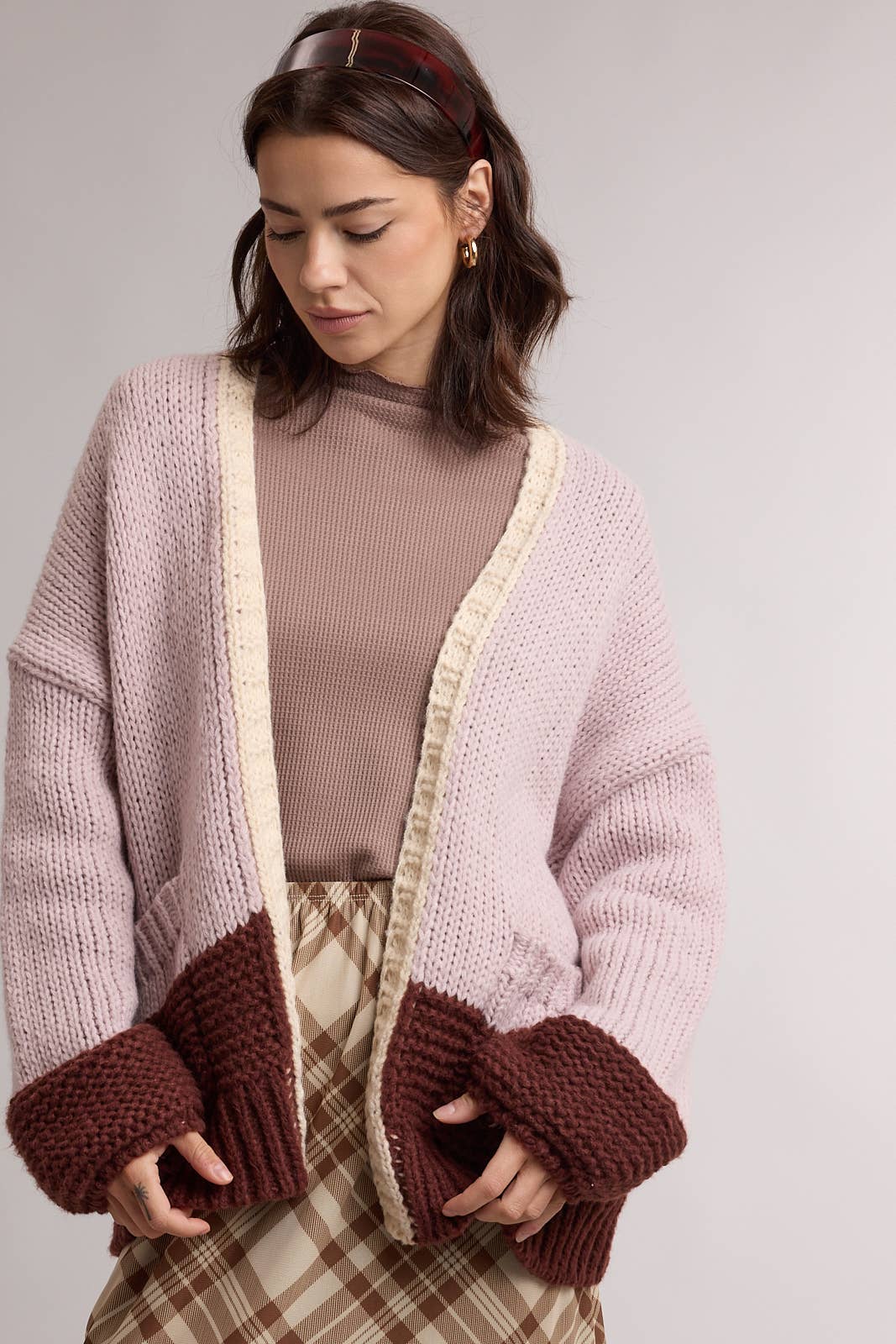 COLORBLOCK CHUNKY KNIT CARDIGAN / WL26-13046: PINK/ESPRESSO