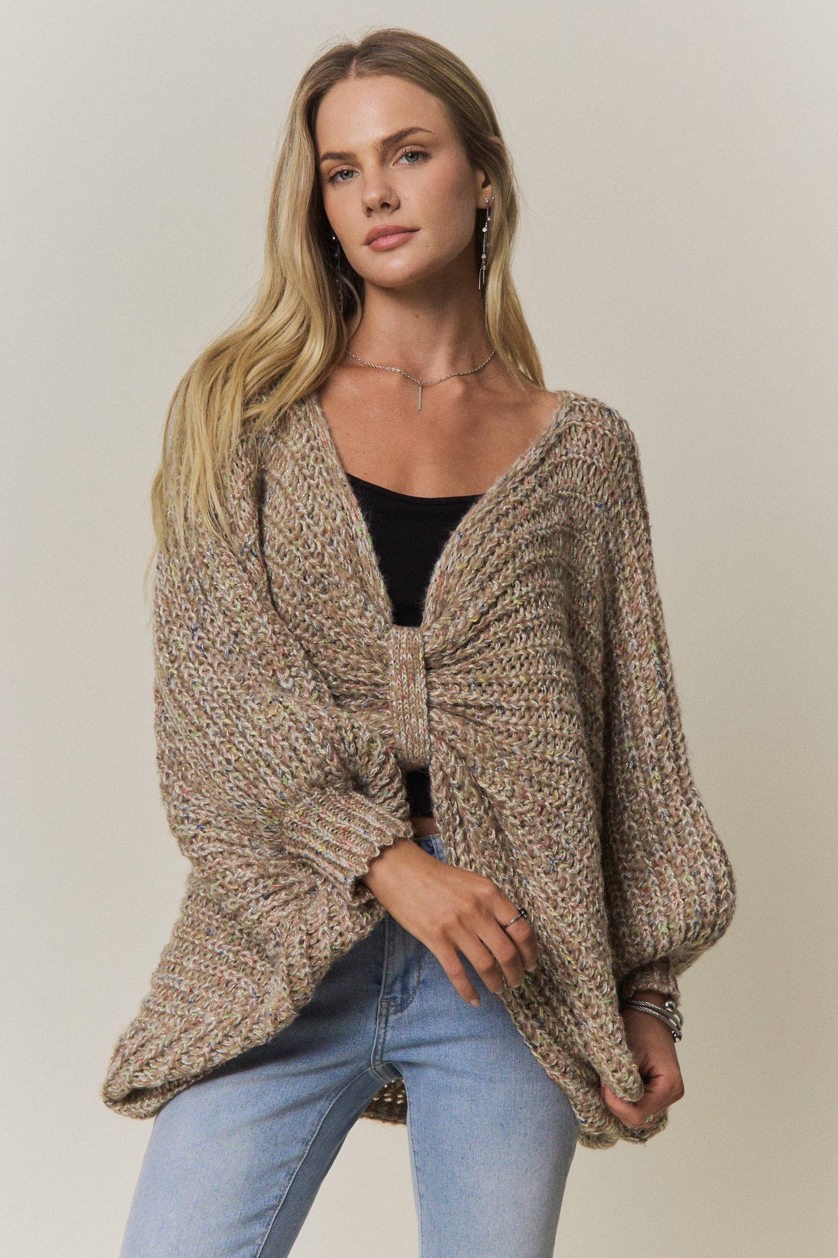 CONVERTIBLE CHUNKY KNIT CINCHED CARDIGAN - CESW4418: COFFEE LATTE / SM-ML(3-3)